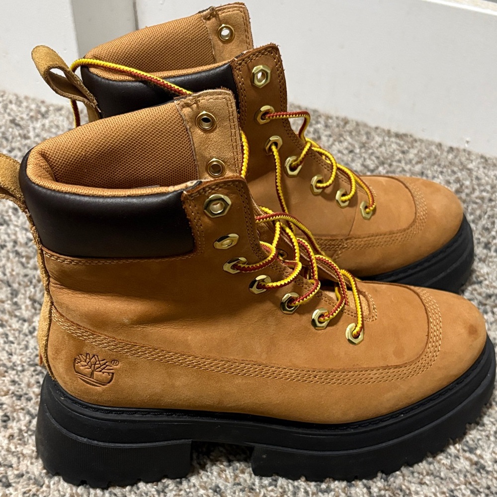 Timberland Brown Leather Boots with Black Soles